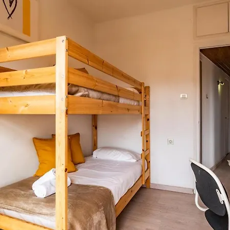 Bed&bcn Glories Apartment